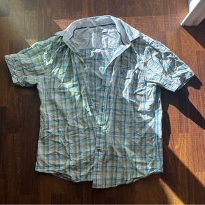 James Campbell men’s button up t-shirt.